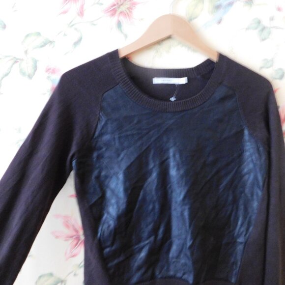🦔🐾 Anthropologie Bailey 44 Faux Leather Front Sweater - Picture 3 of 10